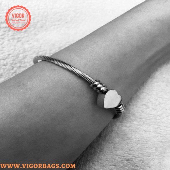 Nail bracelet for women trendy 18K Bangle & Gold Plated Bangle Bracelet for wome - Picture 3 of 12